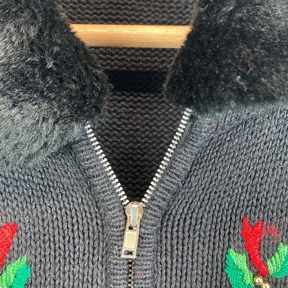 Vtg Victoria Jones Christmas cardigan M zipper beading & embroidery festive - Picture 7 of 11
